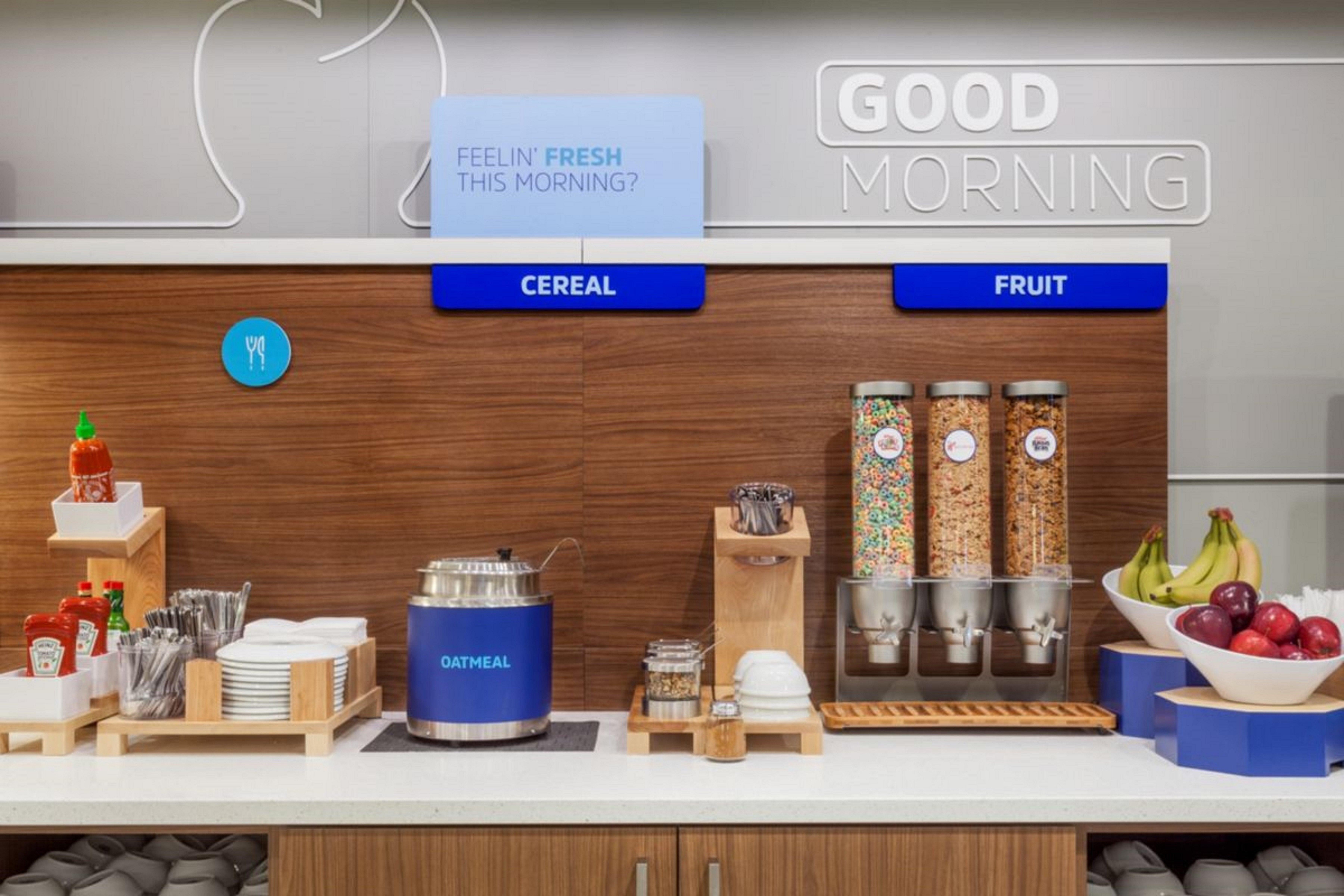 Holiday Inn Express Sidney By Ihg Exterior foto